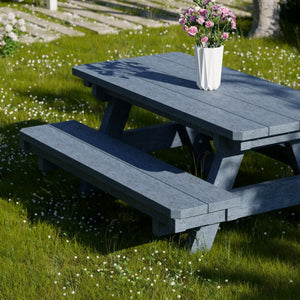 Heritage Child's Picnic Table - The Charming Bench Company