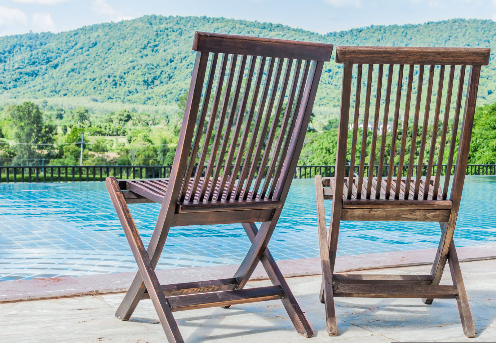 Oak Furniture Care Guide: How to Clean, Protect & Preserve It for Decades