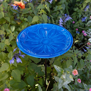 12" Lolly Embossed Birdbaths with Garden Stake Birdbath