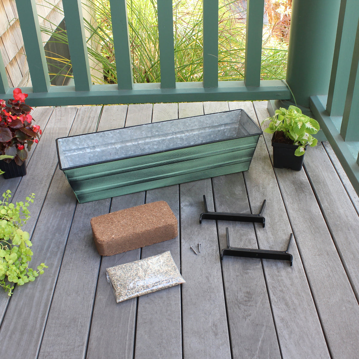 The Bloom Box Garden Growing Kits with Brackets for 2 x 6 Railings