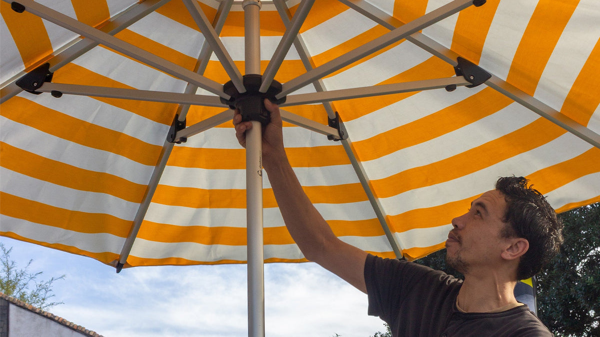 Shadowspec Oasis™ Commercial Market Umbrella