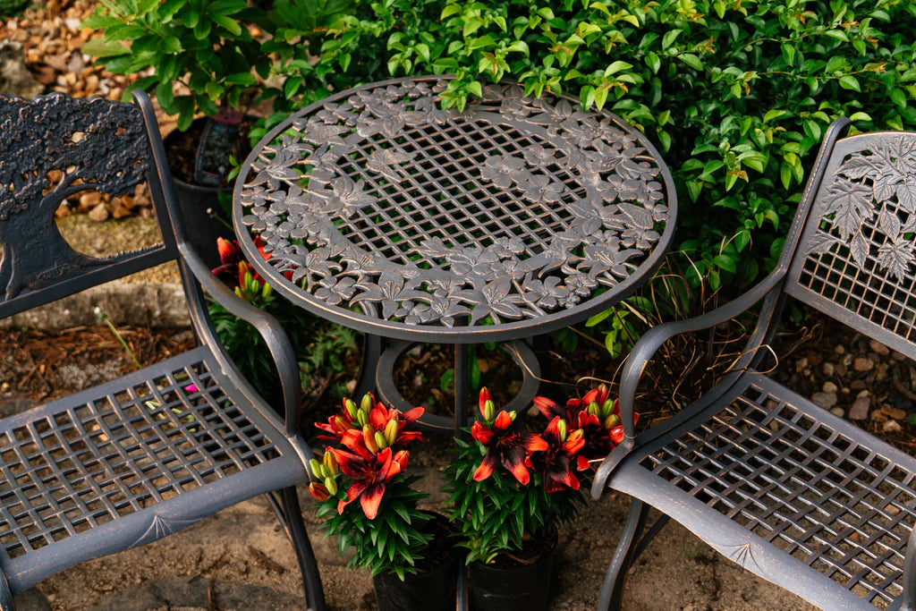 Outdoor Wildflower Patio Table outdoor furniture