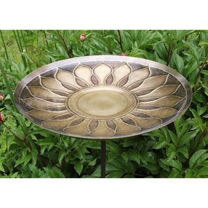 African Daisy Birdbath Birdbath