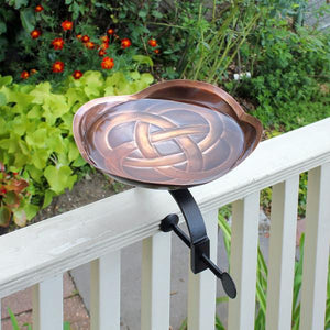 Dara Knot Birdbath Birdbath