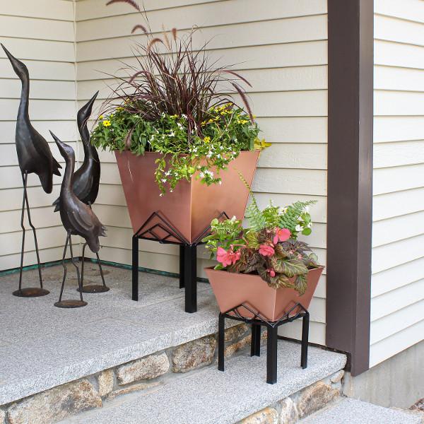 Marion Planter with Copper Plated Flower Box Planter with Flower Box